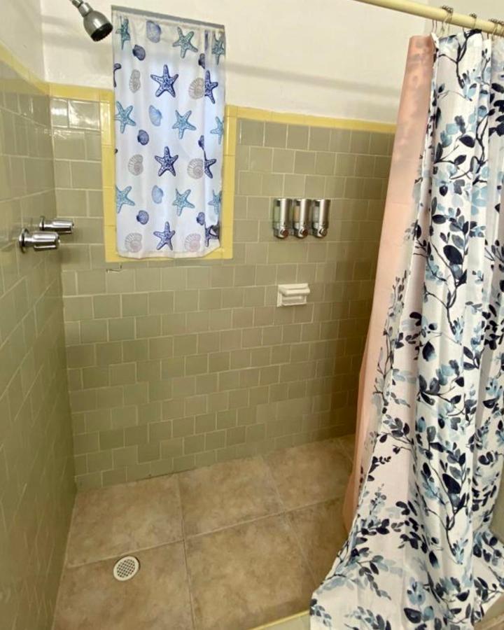 Hallandale Beach Motel With Free Parking And Full Kitchen ! No Extra Fees! Accepting Cash! Exterior foto